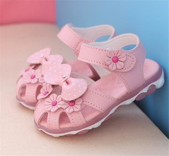 Xinfstreet Baby Toddler Girls Summer Shoes Children Sandals With Light Up Breathable Soft Bow Kids Girls Sandals Size 21-30